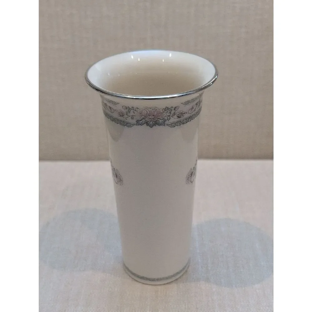 Lenox Charleston Delicate Floral Vase Platinum Trim Vintage Made In USA